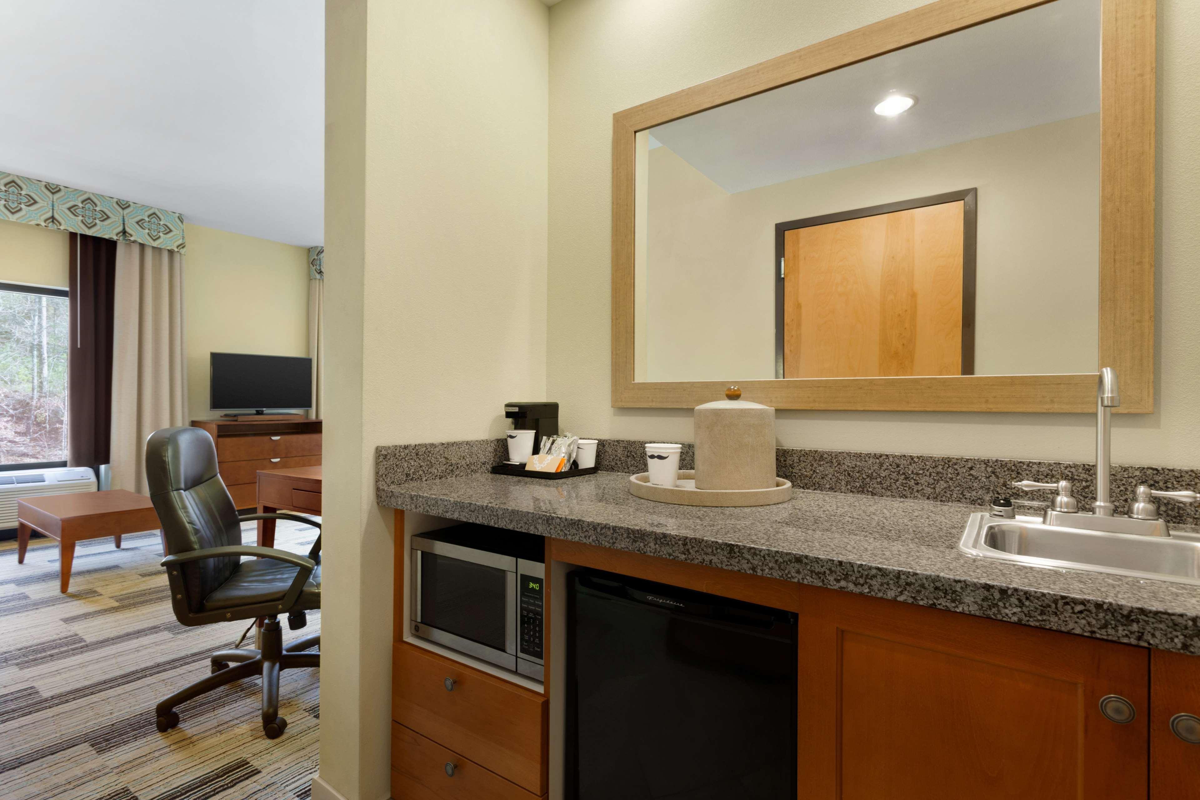 Hampton Inn & Suites Birmingham Airport Area Irondale Extérieur photo