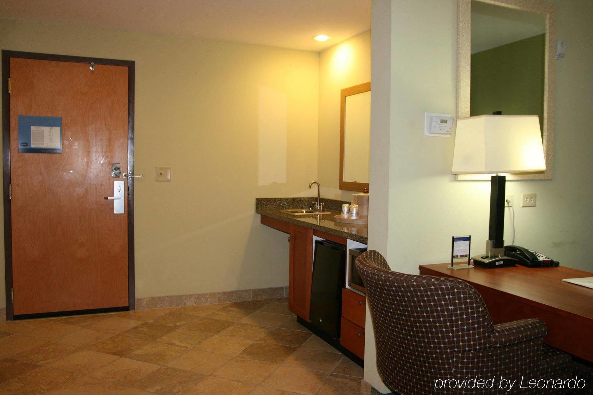 Hampton Inn & Suites Birmingham Airport Area Irondale Chambre photo